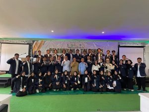 Sekda dan Wakil Ketua DPRD Lamongan Bekali Kepengurusan Baru BEM dan DPM Unisla