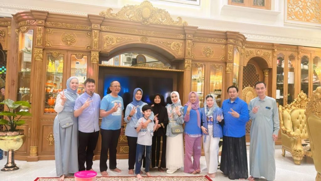 Komunitas RATU Binaan Umi Kisbiya Burhan Dukung Paslon 02 Setyo Wahono-Nurul Azizah Pada Pilkada Bojonegoro