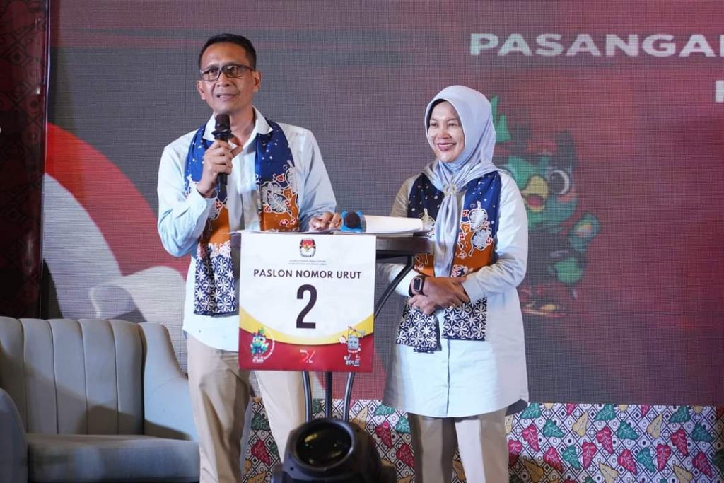 Demi Demokrasi dan Rakyat Bojonegoro, Setyo Wahono-Nurul Azizah Ikuti Debat Publik
