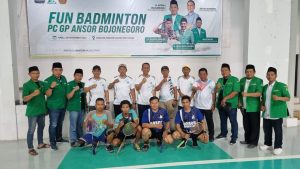 Sahabat Koheren dan Smash Badminton