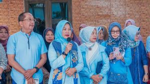 Nurul Azizah Nyoblos di TPS 03 Desa Sumbertlaseh 