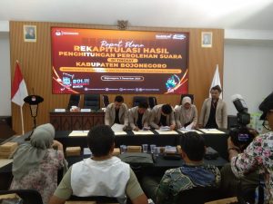 Sah! Rekapitulasi KPU Bojonegoro, Wahono-Nurul 701.249 Suara, Teguh-Farida 83.709 Suara