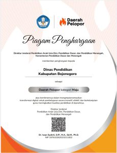 Disdik Bojonegoro Terima Penghargaan “Daerah Pelopor Kategori Maju”