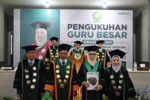Prof. Dr. Sri Minarti, M.Pd.I dikukuhkan Menjadi Guru Besar oleh Rektor Unugiri