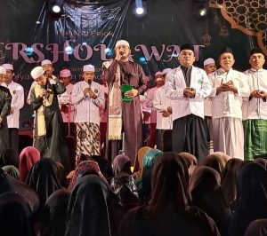 Peringati Harlah NU ke-102 dan Pagar Nusa ke-39, Pengurus Ranting NU Pejok Gelar Gebyar Sholawat