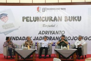 Buku “Adriyanto: Mendadak Jadi Orang Bojonegoro” Diluncurkan, Berbingar Keramahtamahan