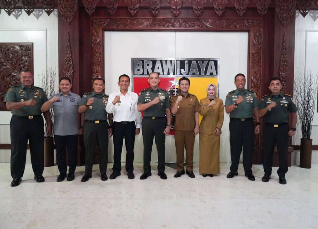 Bupati Bojonegoro Hadiri Penandatanganan Kerjasama Pemprov Jatim dengan TNI AD Kodam V Brawijaya