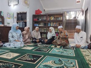 Gubernur Jatim didampingi Wabup Bojonegoro Takziah Wafatnya Istri Pendiri Ponpes Al-Rosyid 
