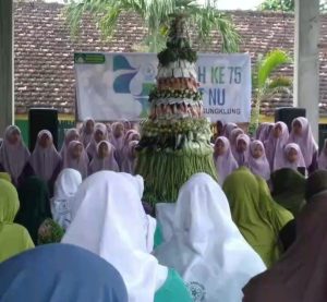 Fatayat NU Ranting Cengungklung Semarakkan Harlah ke-75 di Masjid Jami’ Al Falah