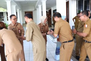 Hari Pertama Usai Libur Idul Fitri, Bupati dan Wabup Bojonegoro Gelar Halal Bihalal Bersama ASN
