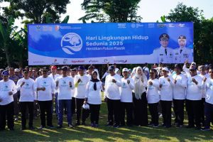Didampingi Wakilnya, Bupati Ajak Lakukan Upaya Bijak Dalam Mengelola Sampah