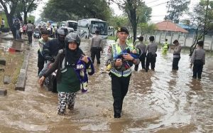Menjaga Polri untuk Masyarakat