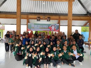 Penuh Semangat Kolaborasi, KKN Unugiri di Ngeper Resmi Dibuka