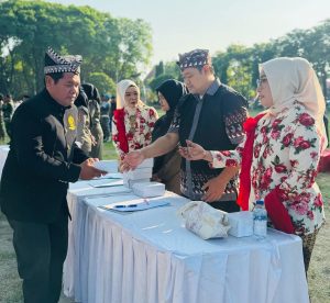 20 Anggota IWAPI Bojonegoro Jadi Penerima Tamu di Upacara HUT RI ke-80