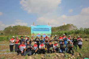 Program Agrosilvopastura Berhasil, IDFoS Indonesia dan Pertamina Ep Cepu Panen Raya Semangka