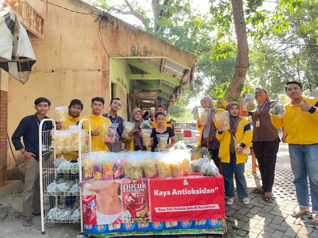 Tingkatkan Kualitas UMKM, Mahasiswa KKN-TK Unigoro Gelar Pendampingan di Sendangharjo