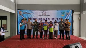 Wabup Nurul Azizah Resmi Buka MPLS Sekolah Rakyat MA 36 Bojonegoro