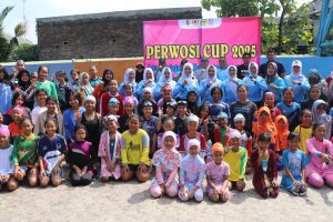 Cetak Bibit Atlet Renang Putri, Cantika Wahono Resmi Membuka Perwosi Cup 2025