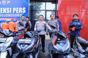Beberkan Sindikat Curanmor, Polres Bojonegoro Amankan Lima Tersangka
