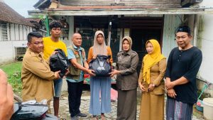 Gercep Pemkab Bojonegoro, Wabup Nurul Azizah Tinjau dan Beri Santunan Rumah Ambruk