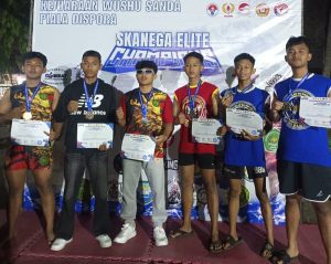 Kanor Fighting Academy Antar Atlet Raih Juara dan Rebut Piala Bergilir Dispora Jombang