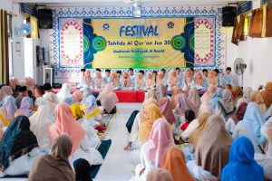 Cetak Generasi Qur’ani, MI Al-Rosyid Gelar Festival Tahfidz Qur’an Juz 30