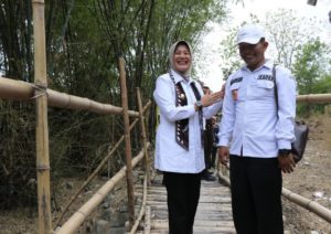 Wabup Nurul Azizah Pimpin Tim Terpadu Tinjau Proyek BKKD 2025 di Kecamatan Sumberrejo