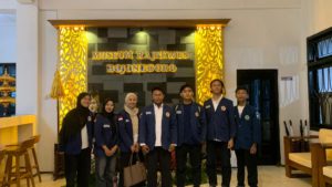 BEM IKIP PGRI Bojonegoro Dukung dan Berpartisipasi dalam Kegiatan Boyong Museum Rajekwesi