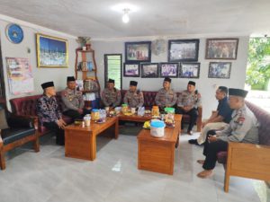 Peringati Hari Santri, Sat Brimob Batalyon C Silaturahim ke Ponpes Al-Rosyid