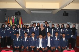 Pelantikan Raya BEM, HMP, dan UKM IKIP PGRI Bojonegoro Tandai Awal Kepemimpinan Baru yang Visioner
