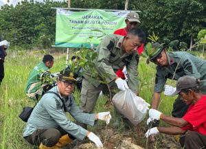 Gerakan Tanam Sejuta Pohon, IDFoS dan PEPC Peringati Hari Pohon Sedunia Di Kawasan Konservasi Agrosilvopastura