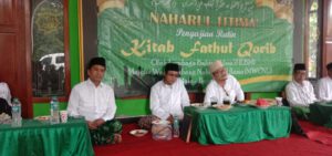 Di Naharul Ijtima MWCNU Malo, LBM PCNU Bojonegoro Ungkap Hukum Pasang Gigi Palsu