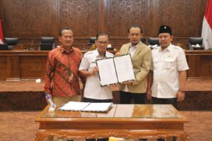 Abdulloh Umar Pimpin Rapat Paripurna DPRD Bojonegoro, Tetapkan Propemperda Tahun 2026