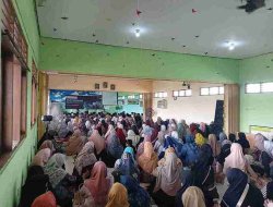 MTs Abu Darrin Sampaikan Raport Pada Orang Tua Murid, Banser Dander Bantu Pengamanan