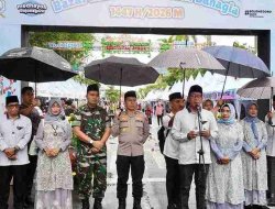 Hujan Tak Surutkan Semangat, Bupati Resmi Buka Bazar UMKM Bahagia 1447 H di Bojonegoro