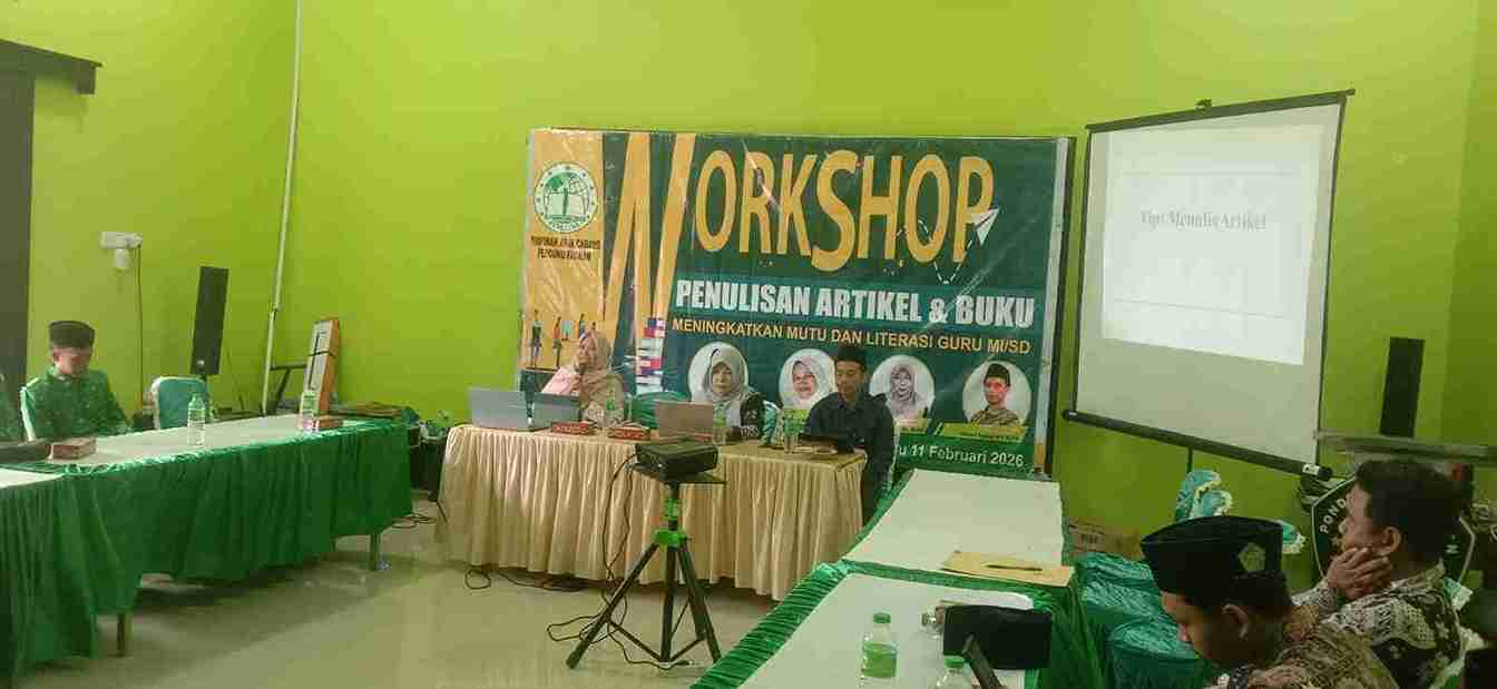 Workshop Penulisan Artikel dan Buku Pergunu PAC Paciran di Ponpes Maslakul Huda Dengok