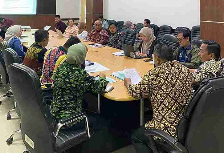 Rapat koordinasi Pemkab Bojonegoro bersama PT ADS membahas program GAYATRI untuk 100 KPM