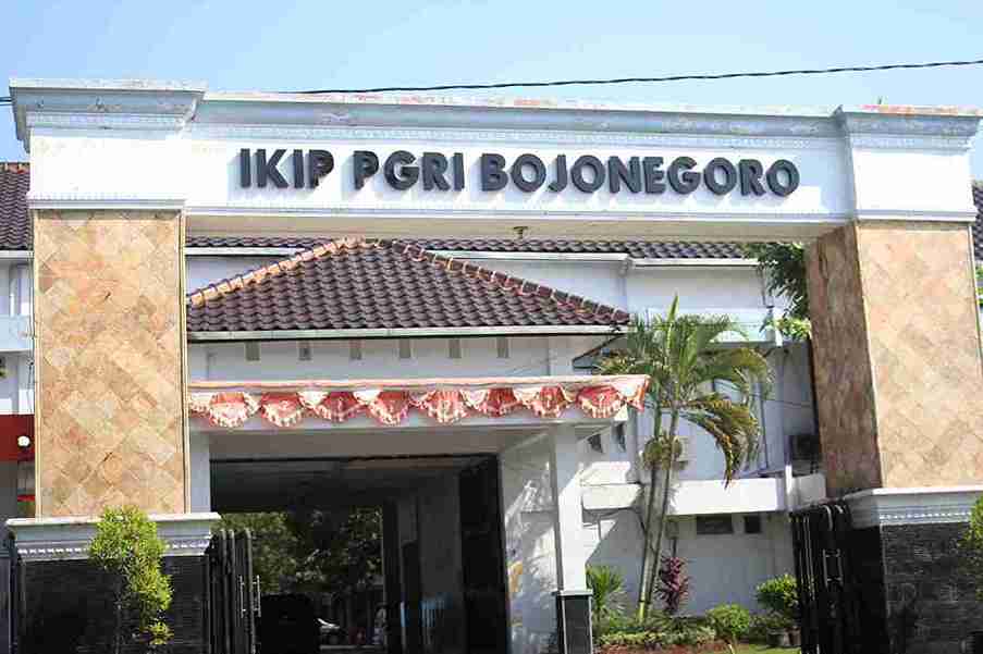 Gedung IKIP PGRI Bojonegoro