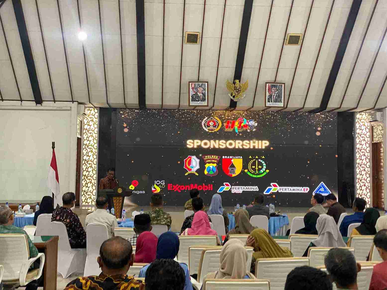 Resepsi dan Awarding Hari Pers Nasional (HPN) 2026 yang digelar PWI Bojonegoro di Ruang Angling Dharma