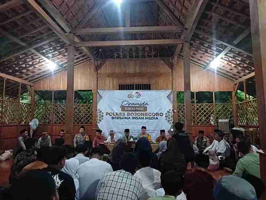 Polres Bojonegoro gelar Piramida Ngopi Bareng Media dan santunan anak yatim di Panti Asuhan Muhammadiyah Bojonegoro