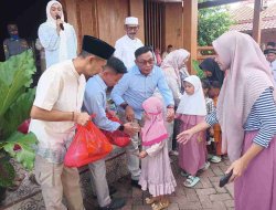 Momentum Ramadhan, KRAT Sudawam Kades Pelem Salurkan Zakat dan Sedekah untuk Ribuan Warga