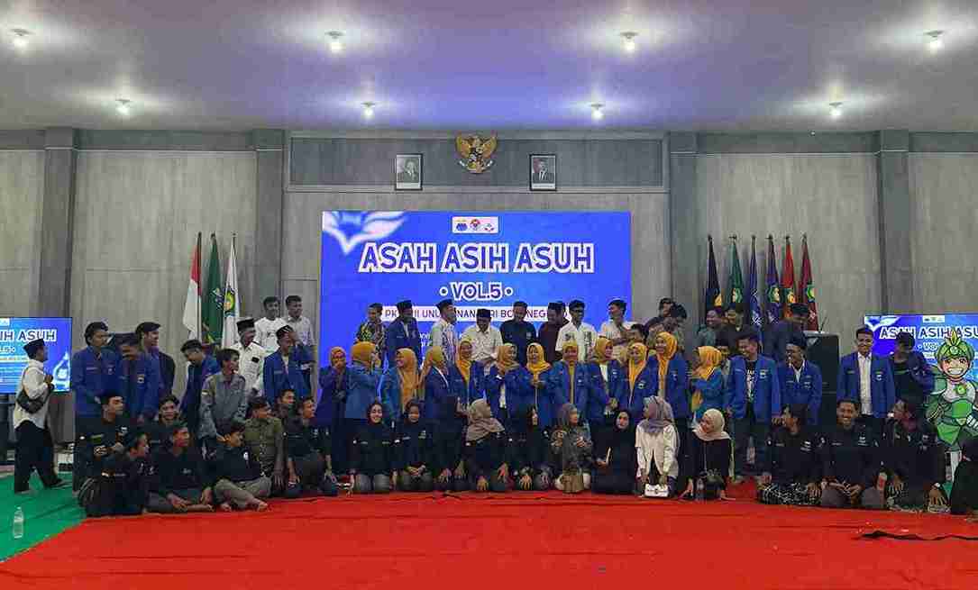 Forum dialog lintas alumni PK PMII Unugiri Bojonegoro yang mempertemukan kader dan alumni lintas generasi