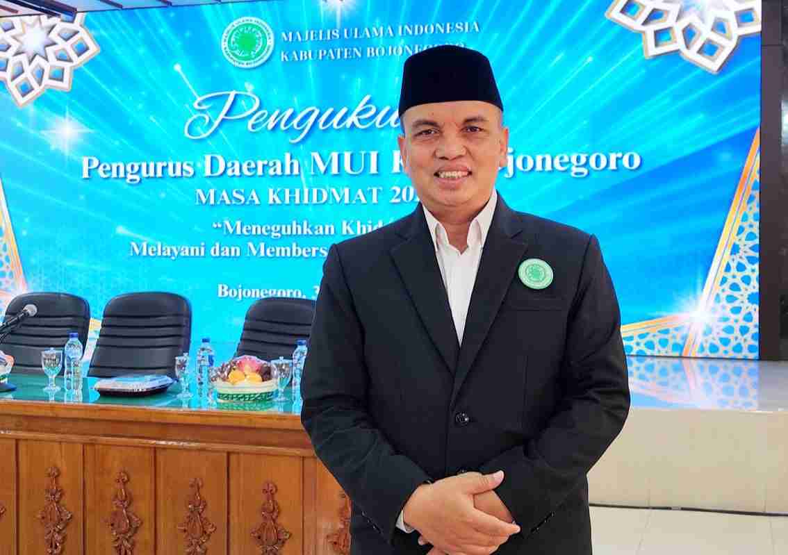H Ali Musthofa Sekretaris Umum MUI Bojonegoro penulis opini Ramadhan dan Kepompong Perubahan