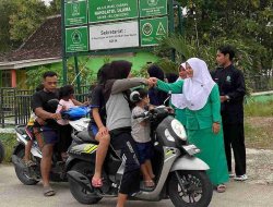Banom NU Gayam Kompak! 3.200 Takjil Dibagikan untuk Pengguna Jalan