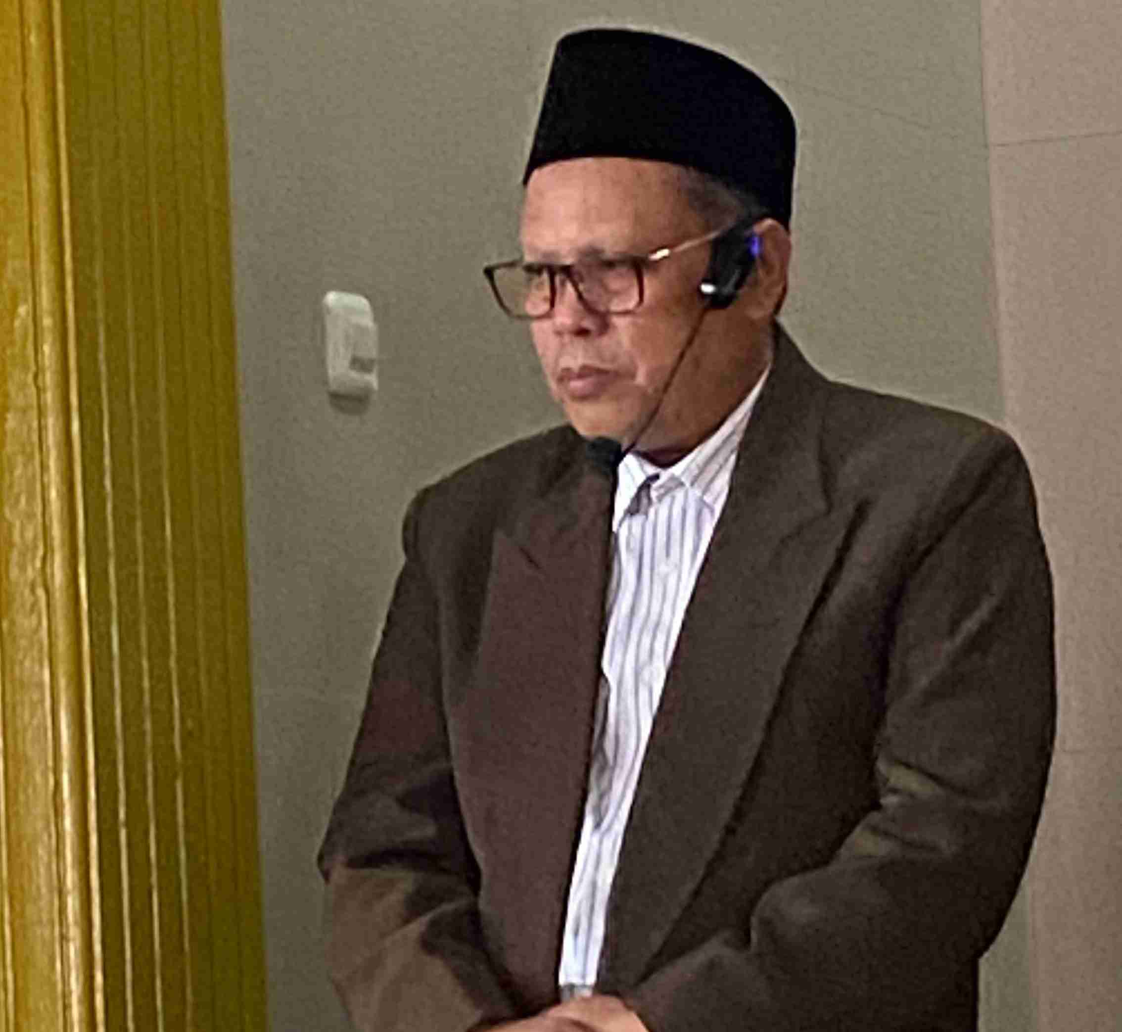 Kepala KUA Kepohbaru Drs H Warsito saat memberikan sambutan dalam kegiatan keagamaan