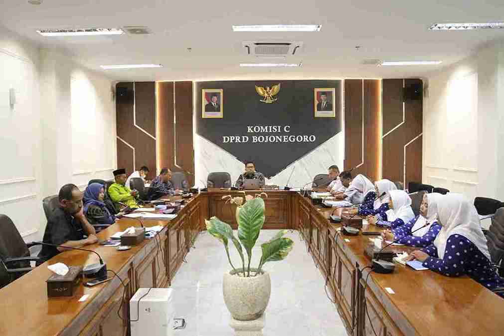 RDP Komisi C DPRD Bojonegoro bahas kesejahteraan guru PAUD