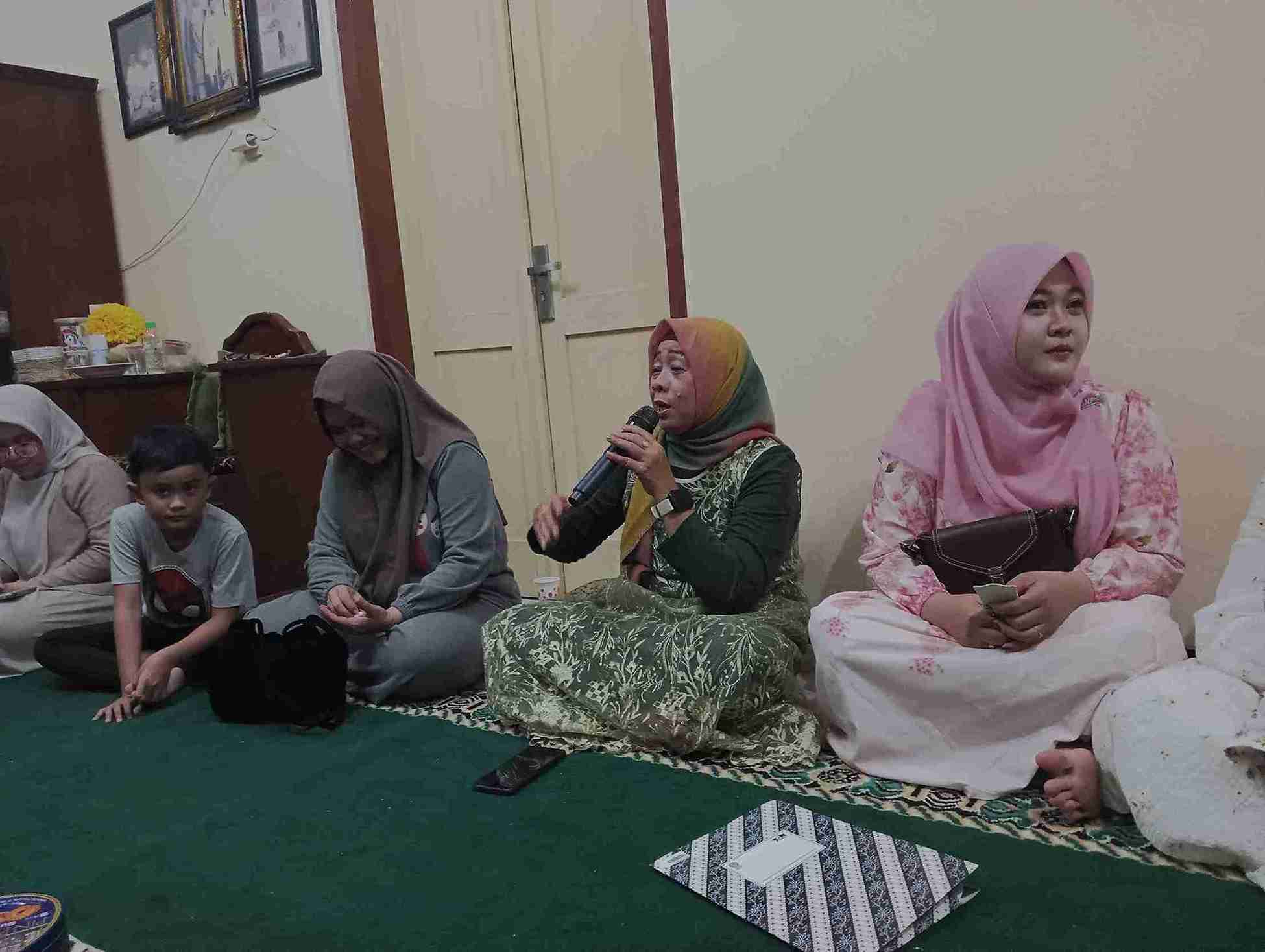 Kepala Disbudpar Bojonegoro Elzadeba Agustina saat memberikan sambutan