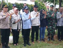 Menteri LH Hanif Faisol Apresiasi Komitmen Kebersihan Pemkab Bojonegoro