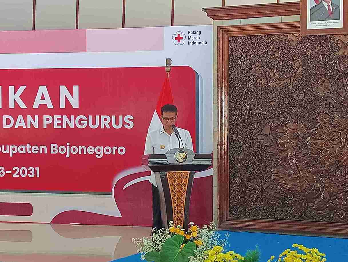 Bupati Bojonegoro H. Setyo Wahono saat menyampaikan sambutan acara Pelantikan Pengurus PMI Bojonegoro