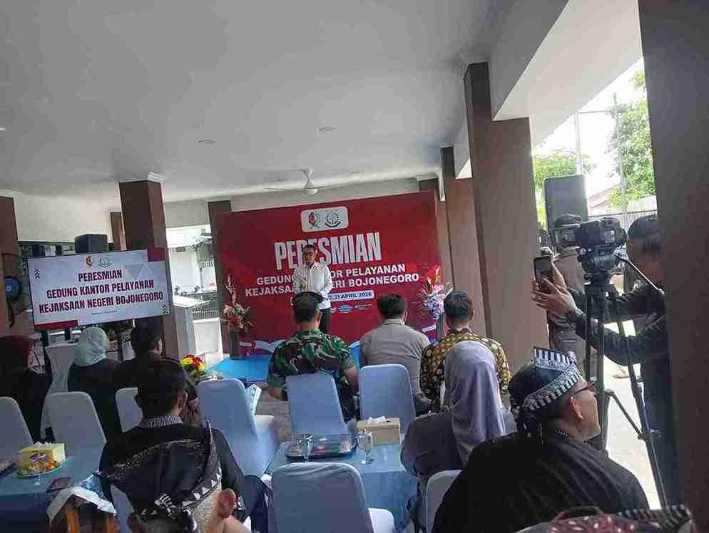 Bupati Bojonegoro Setyo Wahono saat memberikan sambutan peresmian kantor layanan Kejari